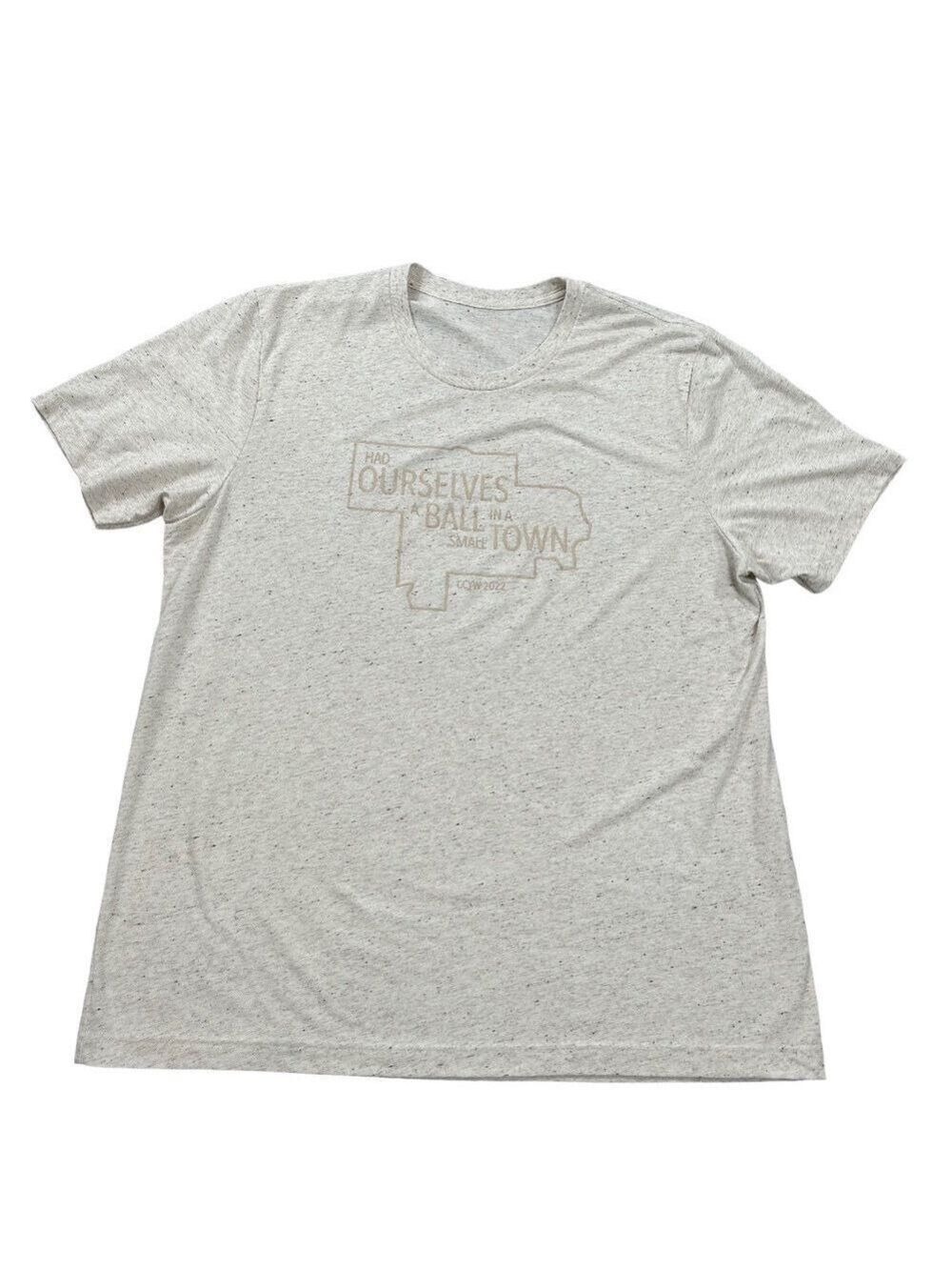 Men's Cream-Colored Graphic Short Sleeve T-shirt Size XL